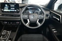 2023 Mitsubishi Outlander LS Black Edition