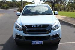 2020 Isuzu
                MU-X LS-M