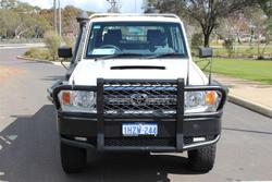 2015 Toyota
Landcruiser GXL