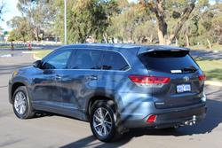 2019 Toyota
                Kluger GXL