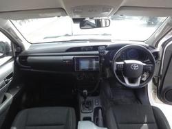 2019 Toyota Hilux SR