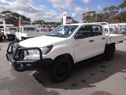 2019 Toyota Hilux SR