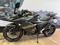 2023 Suzuki GIXXER Black