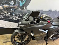 2023 Suzuki GIXXER Black