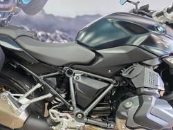 2019 BMW Motorrad R 1250 R GREEN