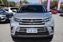 2017 Toyota
                Kluger Grande