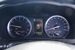 2017 Toyota
                Kluger Grande