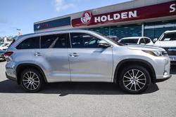 2017 Toyota
                Kluger Grande