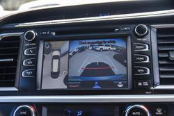 2017 Toyota
                Kluger Grande