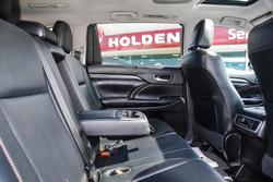 2017 Toyota
                Kluger Grande