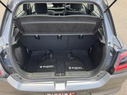 2025 Suzuki Swift Hybrid UZ Premium Silver