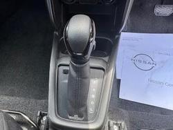 2025 Suzuki Swift Hybrid UZ Premium Silver