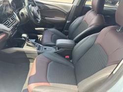 2025 Suzuki Fronx Hybrid KW Splendid Silver Pearl Metallic + Bluish Black Pearl