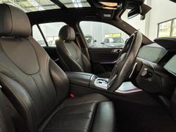 2022 BMW X5 xDrive30d M Sport G05 4X4 Constant Black Sapphire