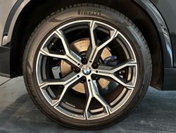 2022 BMW X5 xDrive30d M Sport G05 4X4 Constant Black Sapphire