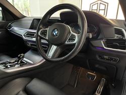 2022 BMW X5 xDrive30d M Sport G05 4X4 Constant Black Sapphire