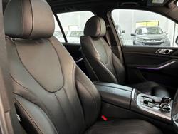 2022 BMW X5 xDrive30d M Sport G05 4X4 Constant Black Sapphire