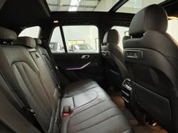 2022 BMW X5 xDrive30d M Sport G05 4X4 Constant Black Sapphire
