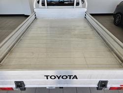 2024 Toyota Hilux Workmate TGN121R 4x2 Glacier White