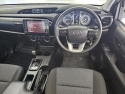 2024 Toyota Hilux Workmate TGN121R 4x2 Glacier White