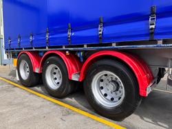 2013 Krueger
St3 22 Pallet Sd Curtain Sider