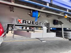 2013 Krueger
St3 22 Pallet Sd Curtain Sider