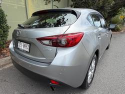 2015 Mazda
3 Neo