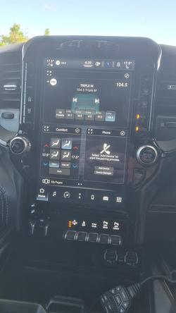 2022 RAM 1500 Limited RamBox