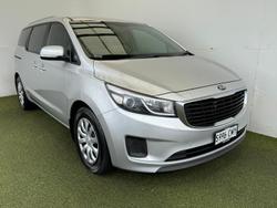 2017 Kia Carnival S