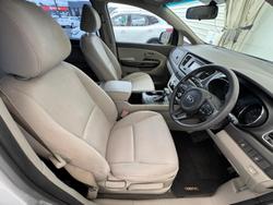 2017 Kia Carnival S