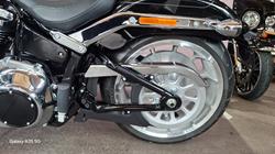 2025 Harley-davidson FLFB FAT BOY (117) Vivid Black