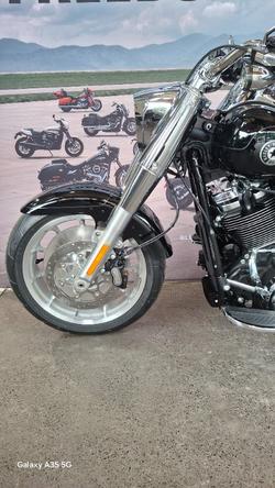 2025 Harley-davidson FLFB FAT BOY (117) Vivid Black