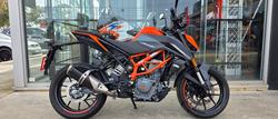 KTM 390 Duke