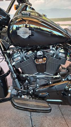 2025 Harley-davidson FLHRXS ROAD KING SPECIAL Vivid Black