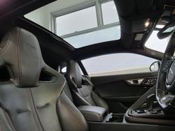 2015 Jaguar
F-TYPE R