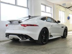 2015 Jaguar
F-TYPE R
