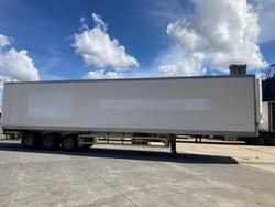 2016 Maxi Trans 24P Freezer Van White