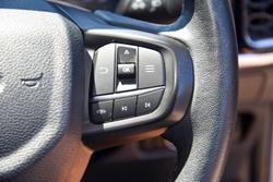 2022 Ford
Everest Trend