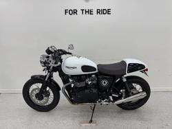2015 Triumph THRUXTON 900 White