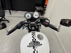 2015 Triumph THRUXTON 900 White