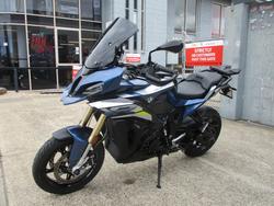 2024 BMW Motorrad S 1000 XR GRAVITY BLUE