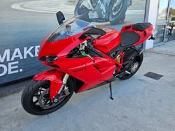 2012 DUCATI 848 EVO Red