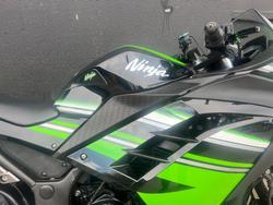 2017 Kawasaki NINJA 300 SE KRT REPLICA GREEN