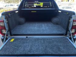 2023 Toyota
Hilux Rogue