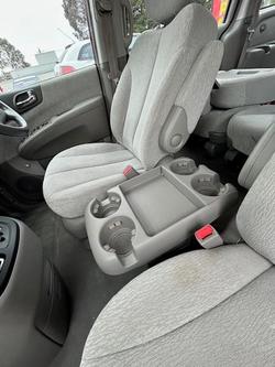 2007 Kia Grand Carnival EX VQ Cherry Kiss