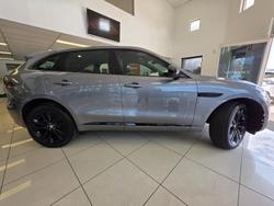 2023 Jaguar F-PACE P250 R-Dynamic S