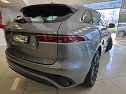 2023 Jaguar F-PACE P250 R-Dynamic S