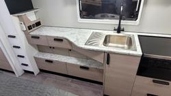 2025 Avida Birdsville