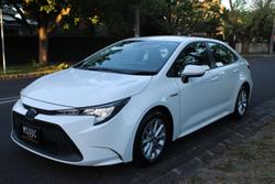 2022 Toyota Corolla Ascent Sport Hybrid ZWE211R Glacier White
