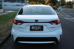 2022 Toyota Corolla Ascent Sport Hybrid ZWE211R Glacier White